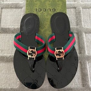 Gucci Thong sandals